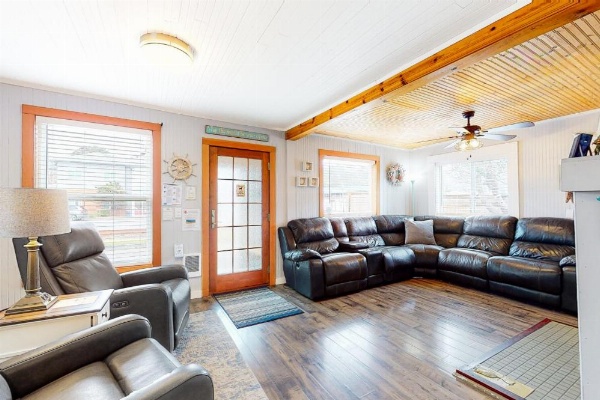 Ocean Shells Cottage image 13